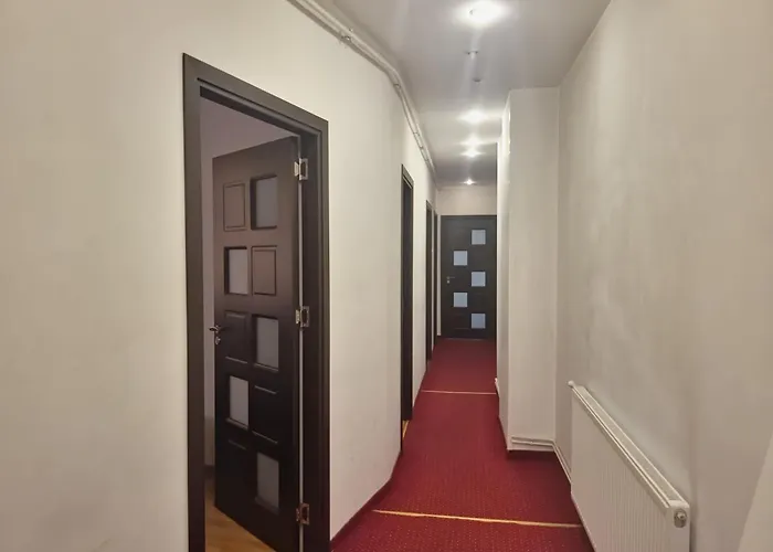Aparthotel Yanis